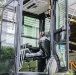TYPHON TERROR XXV Diesel Mini Excavator 2.7 Ton, 25.1 hp Kubota D1105 RetractableTracks, AC Cabin - Image 12