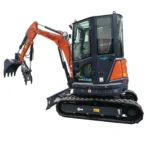 2.8 Ton, Kubota Diesel Engine Mini Excavator w/ Hydraulic Thumb | CFG-35UF - Image 3