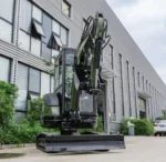 TYPHON TERROR XXV Diesel Mini Excavator 2.7 Ton, 25.1 hp Kubota D1105 RetractableTracks, AC Cabin - Image 16
