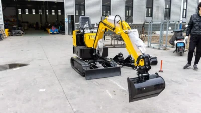 500mm Plain Mud Bucket Attachment for TYPHON Mini Excavators USA - Image 5