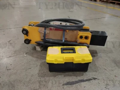 2.5 ton Mini Excavator Attachment Hydraulic Hammer Top Type Rock Breaker - Image 6